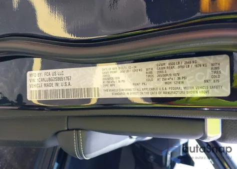 2025 Jeep Grand Cherokee Limited 4X2 из США, поврежденный, VIN 1C4RJJBG2S8651767